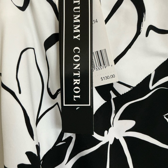 La Blanca Black and White One Piece Swimsuit - Picture 7 of 11